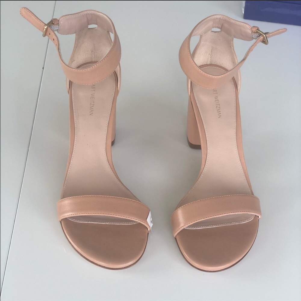 ✨NEW Stuart Weitzman Nude Sandals